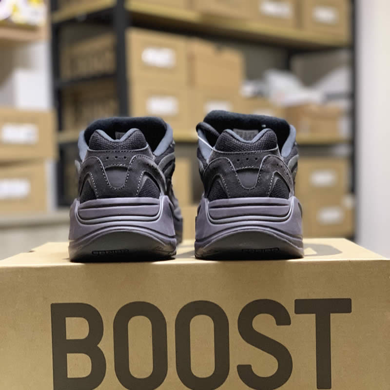 Yeezy Boost 700 V2 Vanta Black Fu6684 (8) - www.newkick.vip